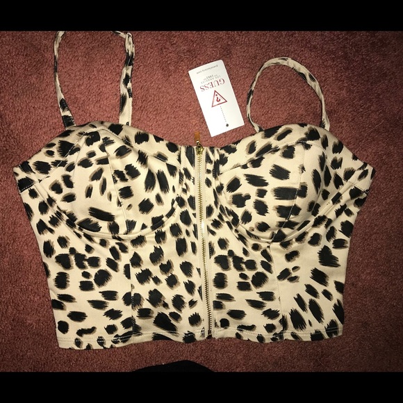 Guess crop top - Picture 2 of 3